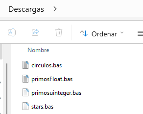 Ahora vemos los archivos extraídos, como los queremos en la carpeta de pruebas, los marcamos para cortar o pulsamos con el archivo seleccionado, Ctrl+X