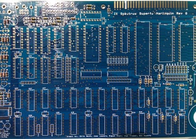 PCB con todas las resistencias soldadas.