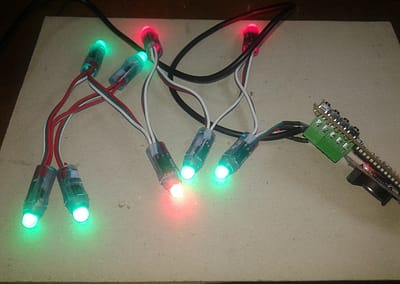 Primer encendido del circuito y los 9 LEDs.