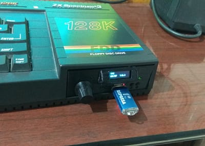 Unidad USB en Gotek en Sinclair Spectrum +3