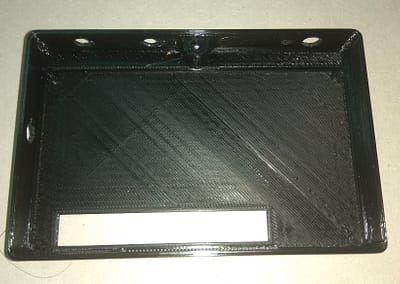 Caja impresa en PLA negro.